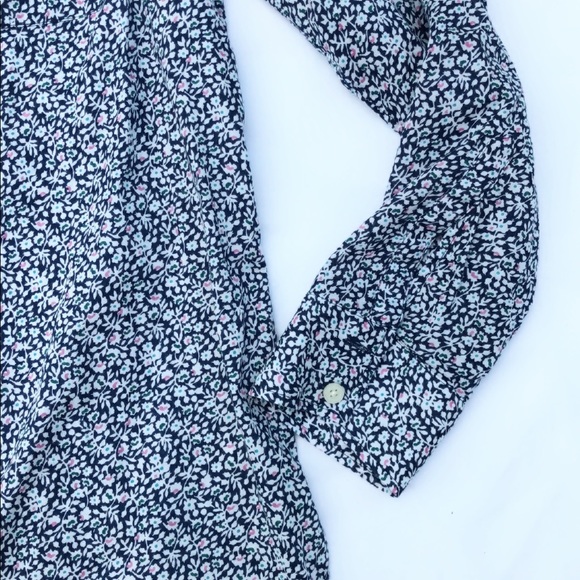 Banana Republic floral print button down shirt - Picture 4 of 6